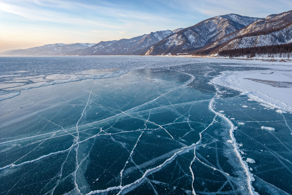 frozen-lake-baikal.jpg
